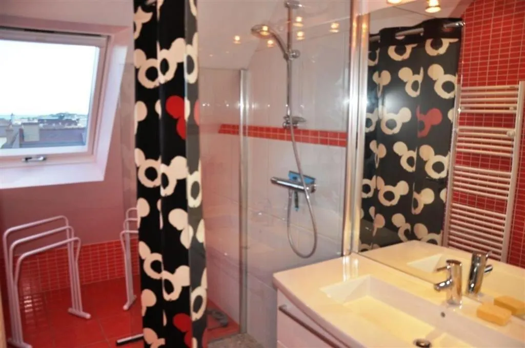 Villa Belle Maison 3 Etoiles Avec Vue Mer Lointaine Depuis L'Etage, A 400M A Tregastel - Ref 181 France
